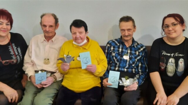 Sidabriniai česnakai